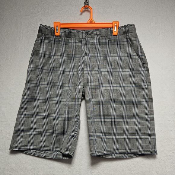 Travis Mathew Men's Plaid Golf Shorts Chino Casual Quick Dry Size 36 Pockets - Picture 1 of 7